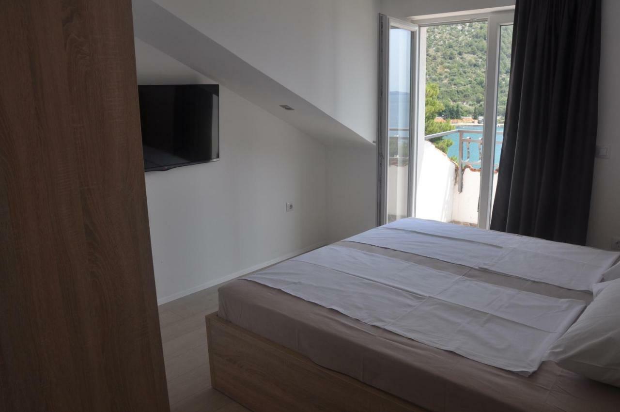 Anna Apartment Марина Екстериор снимка